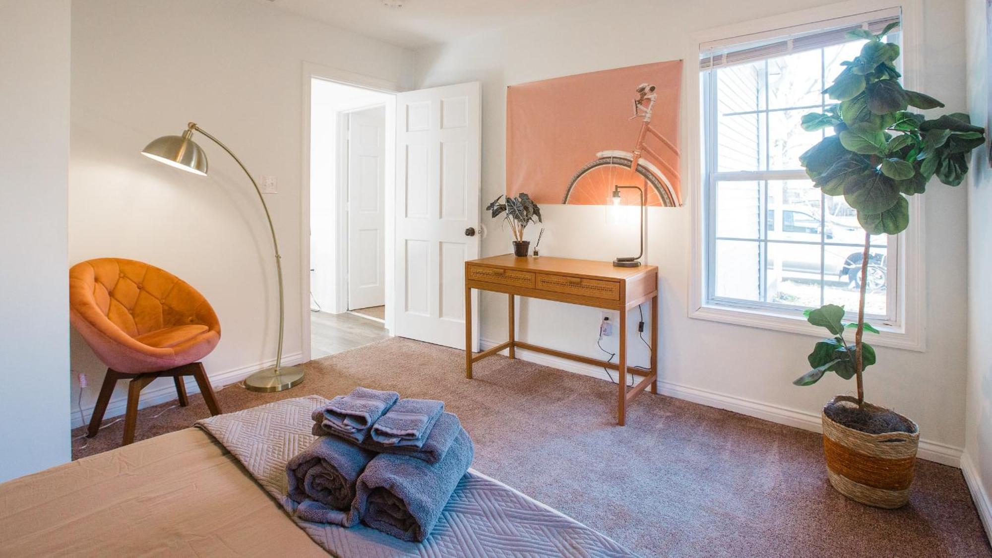 5 Mins To Speedway! Walk To Zoo, Wr Park, Iupui! Villa Indianapolis Exterior photo