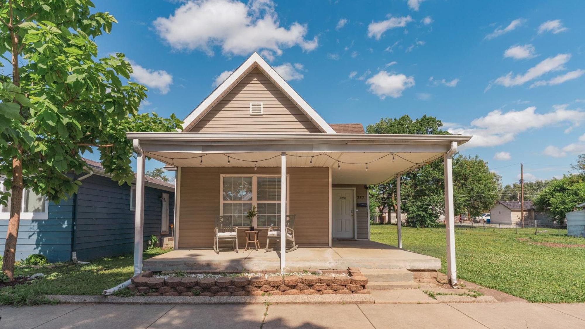 5 Mins To Speedway! Walk To Zoo, Wr Park, Iupui! Villa Indianapolis Exterior photo
